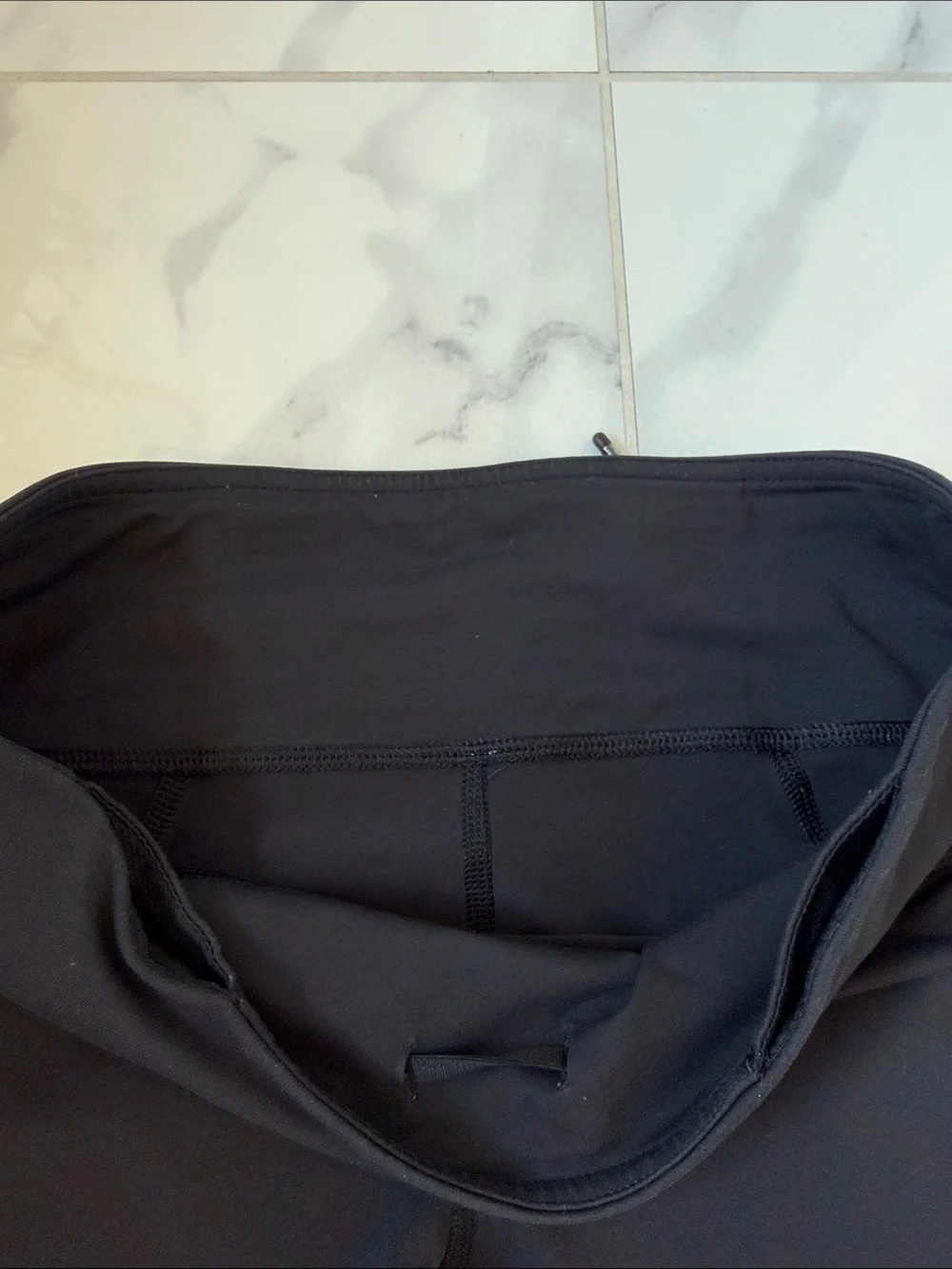 Lululemon Athletica Black Pace Rival Crop Cropped Leggings 22” Women’s Size 6